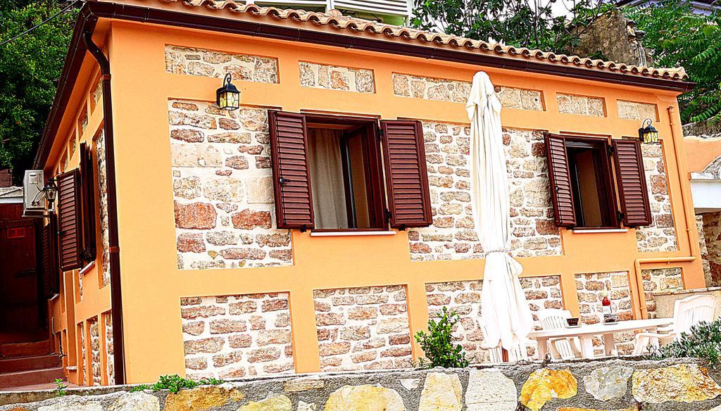 Tilemachos Traditional House Vathy  Bagian luar foto